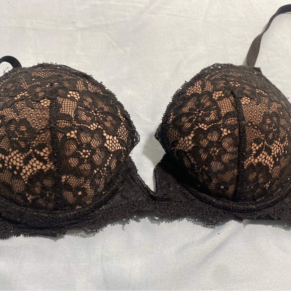 🤩❤️❤️H&M Black & Beige Lace Push-Up Wired Bra